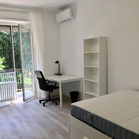 アパート Formula 1 Apartment