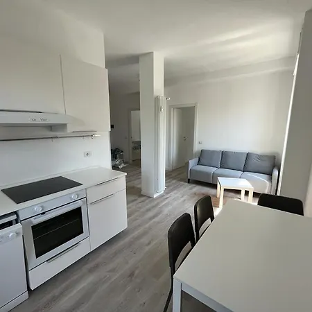 Formula 1 Apartment Apartment