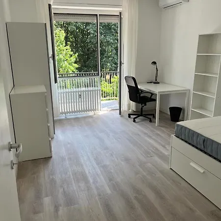 Formula 1 Apartment *